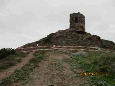 Avviso  zona interdetta per rischio crollo